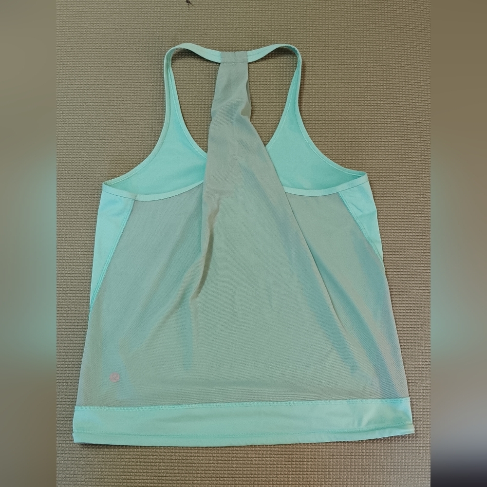 Lululemon Athletic Racerback Top Mesh Woven Back Workout Elastic Waist Sz 8 - Picture 5 of 10